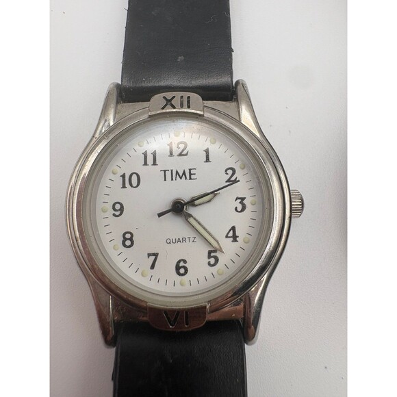 His & Hers Matching Watch Set | FMD & TIME Quartz | New Batteries - Picture 3 of 5